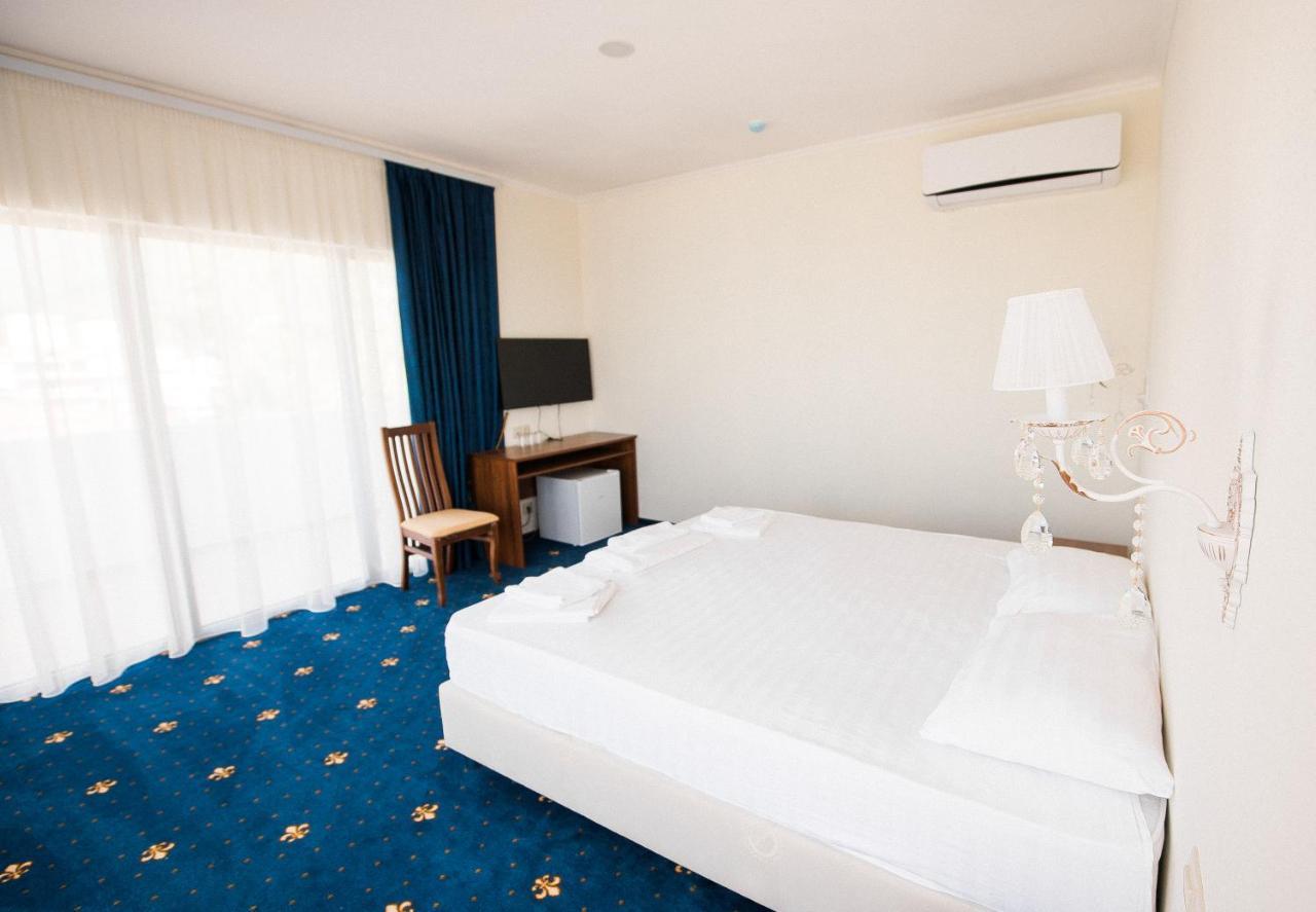 Evropa Hotell Gagra Exteriör bild