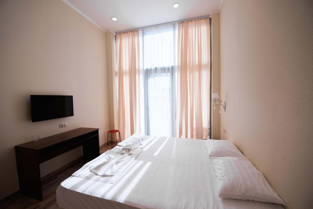 Evropa Hotell Gagra Exteriör bild